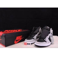 555088-035 Jordan White Grey Black 1 Retro Air High Light Smoke 0726